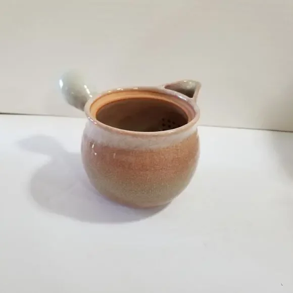 Japanese teapot Traditional Japanese pottery (no lid)
